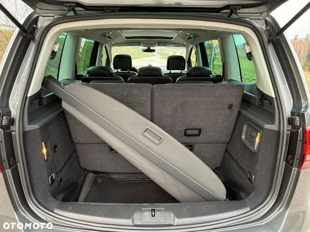 Volkswagen Sharan 2.0 TDI (BlueMotion Technology) Highline - 36