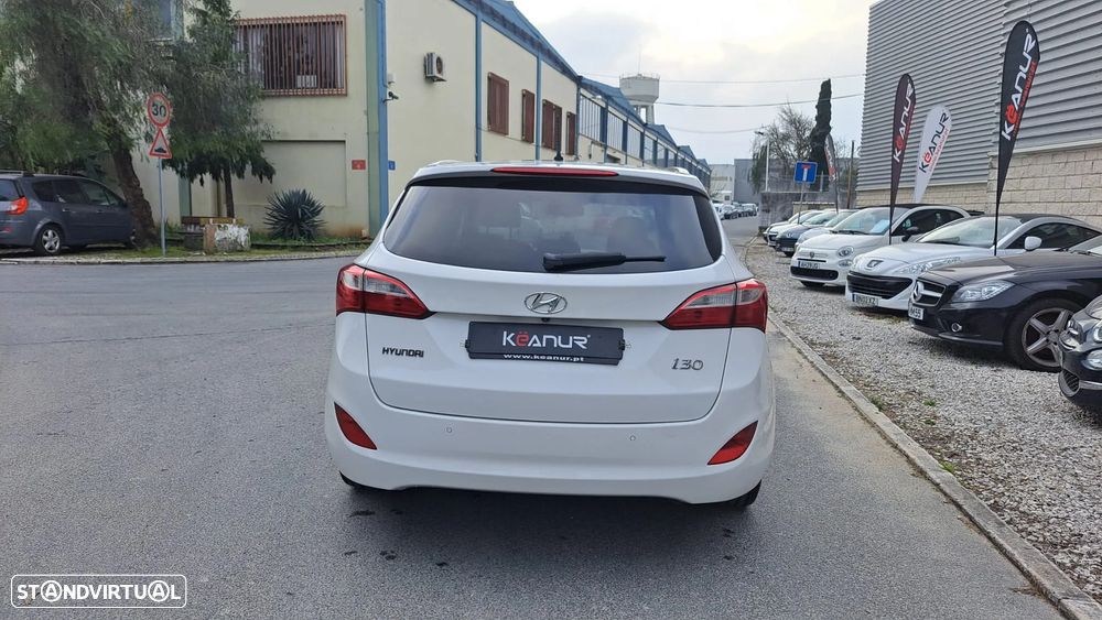 Hyundai i30 SW 1.6 CRDi Style - 21