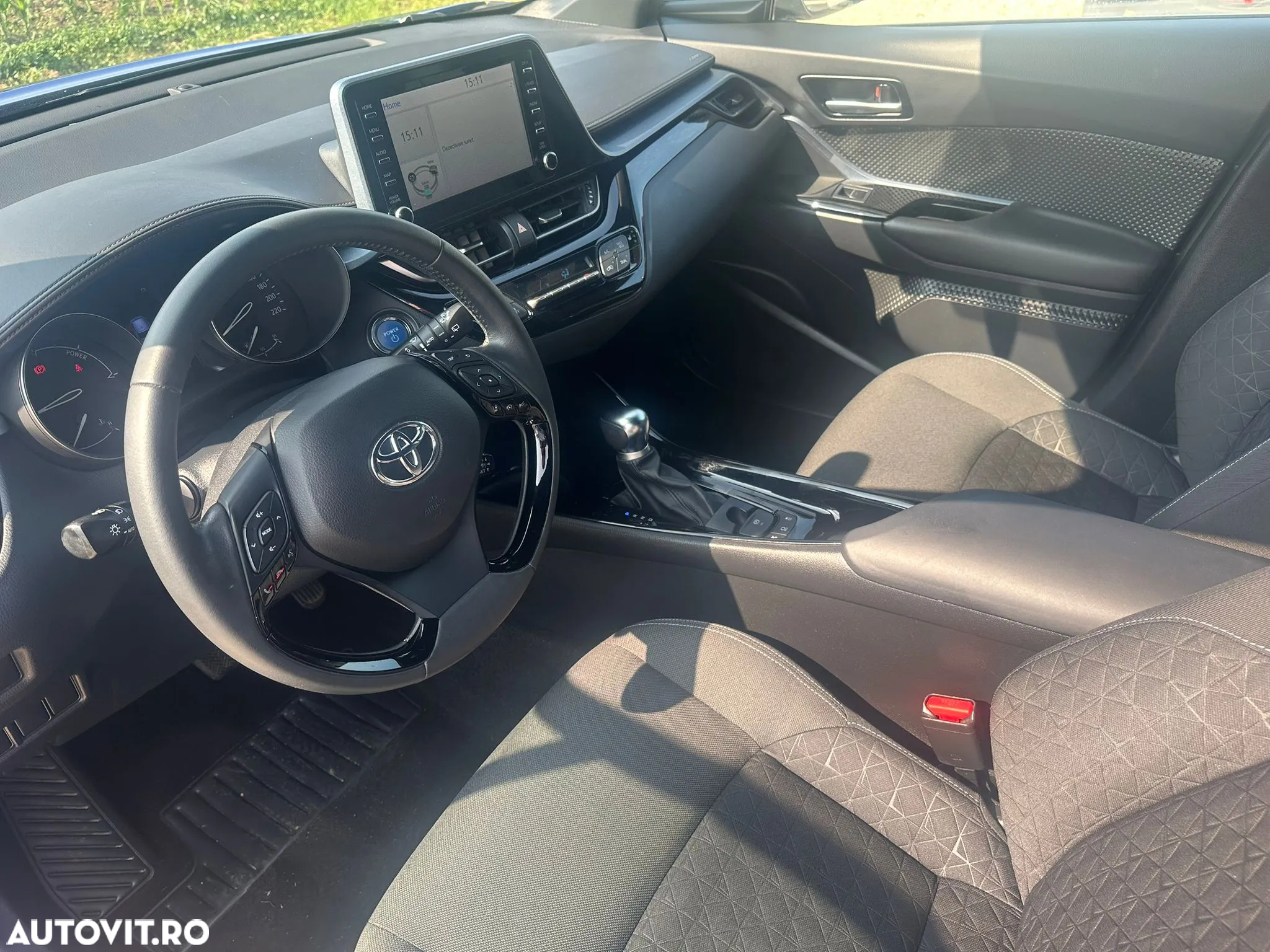 Toyota C-HR 2.0 HSD 184 CP 4x2 CVT C-ult Style bi-tone - 12