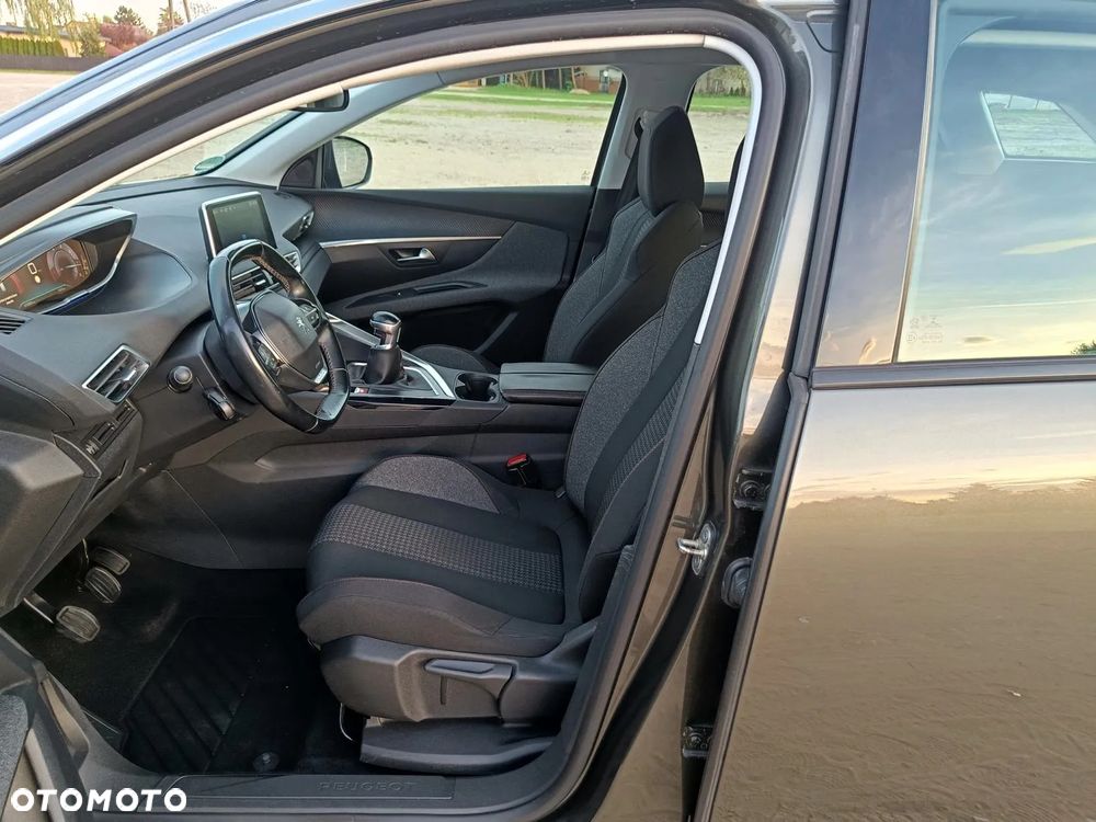 Peugeot 3008 BlueHDi 130 Stop & Start Active - 26