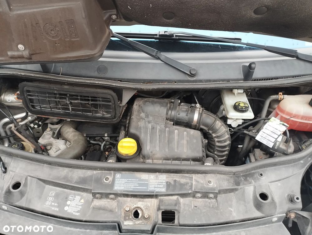 Renault Trafic - 15