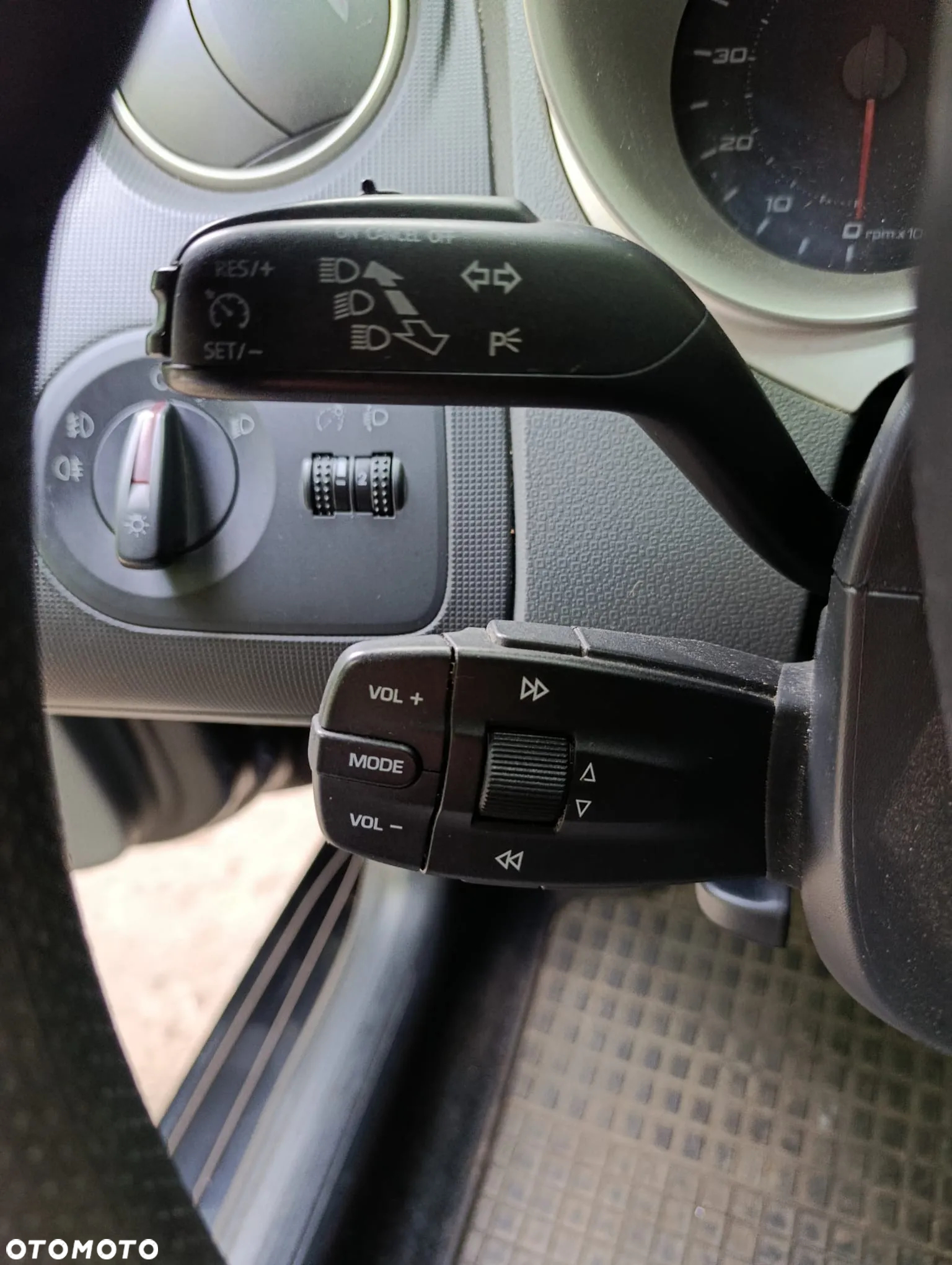 Seat Ibiza SC 1.4 16V Sport - 11