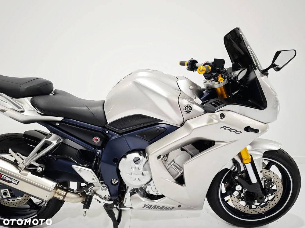 Yamaha FZ - 12