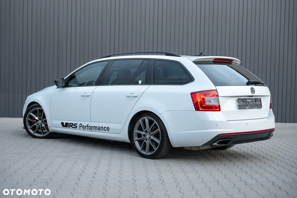 Skoda Octavia 2.0 TDI RS DSG - 10