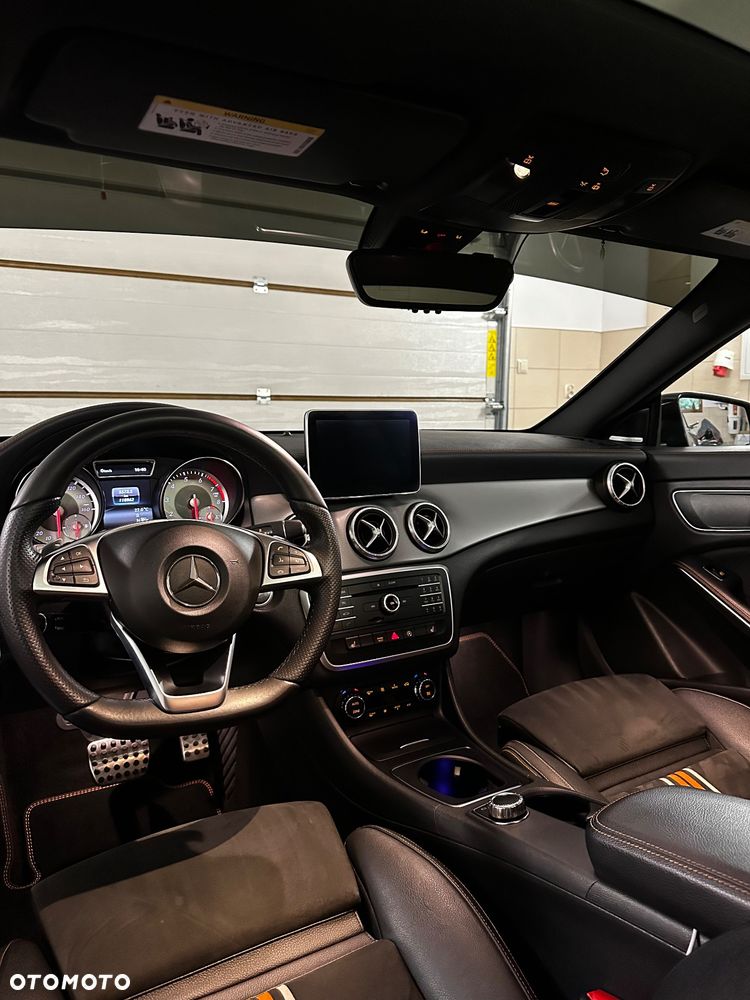 Mercedes-Benz CLA 250 7G-DCT AMG Line - 14