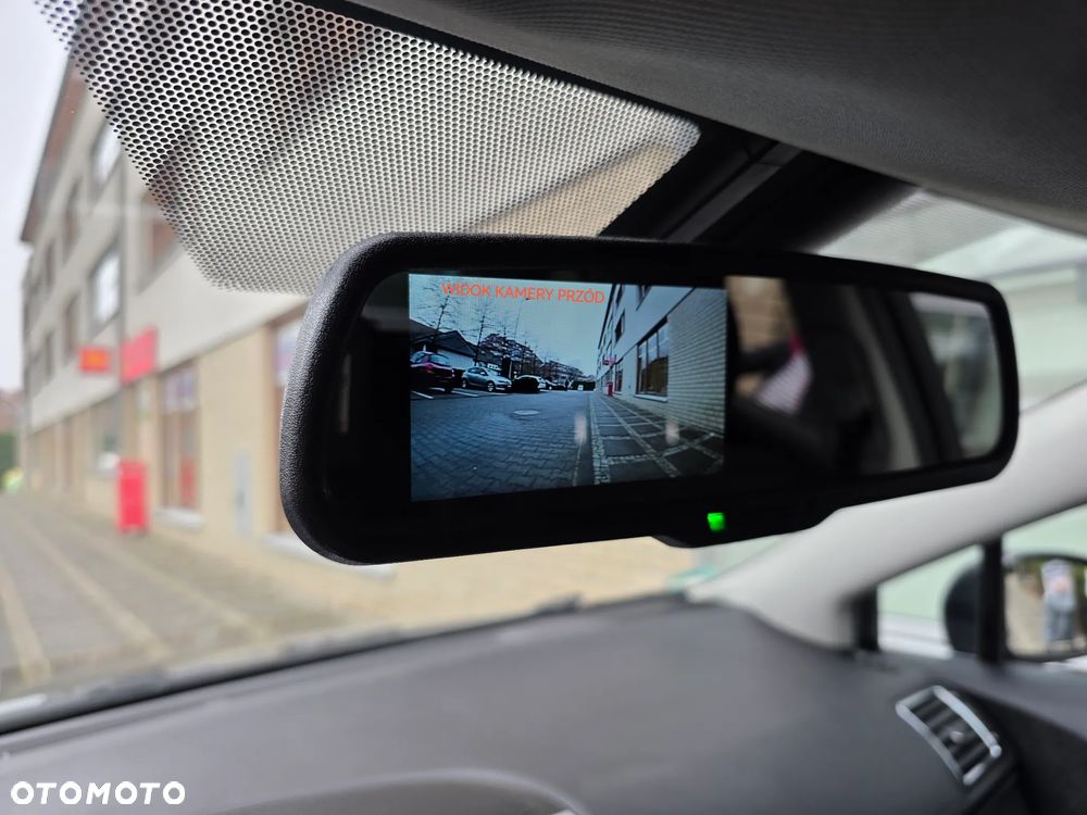 Toyota Avensis 1.8 Premium - 34