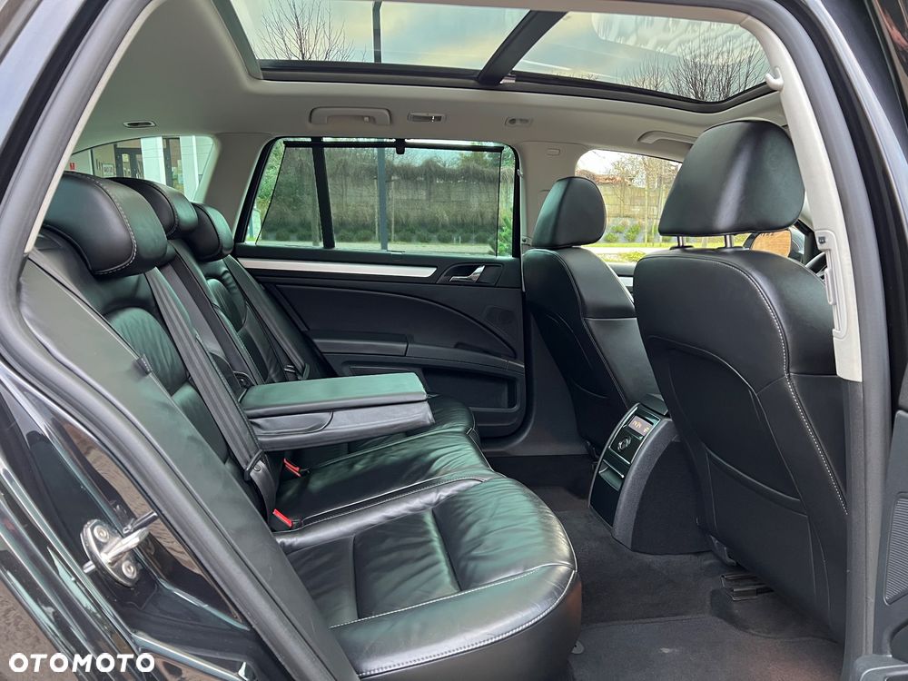 Skoda Superb 2.0 TDI DSG Elegance - 18