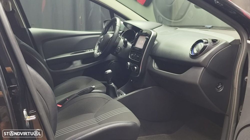 Renault Clio Sport Tourer 0.9 TCe GT Line - 9