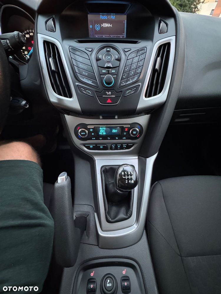 Ford Focus 1.0 EcoBoost STart-Stopp-System TITANIUM - 23