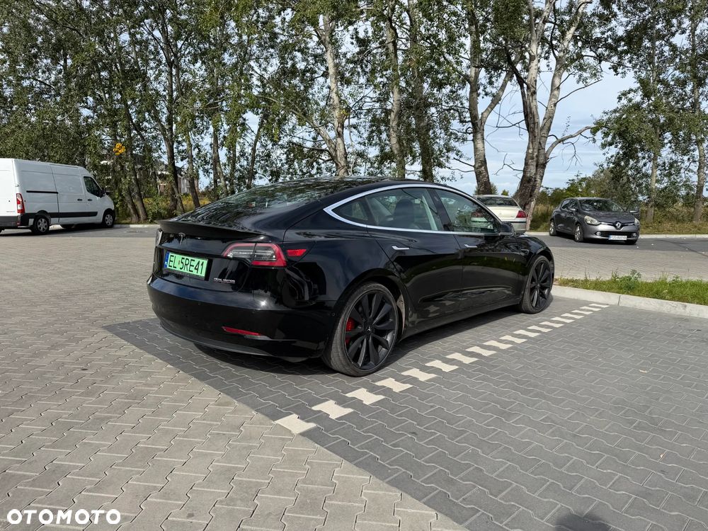 Tesla Model 3 Langstreckenbatterie Allradantrieb Dual Motor Performance - 5