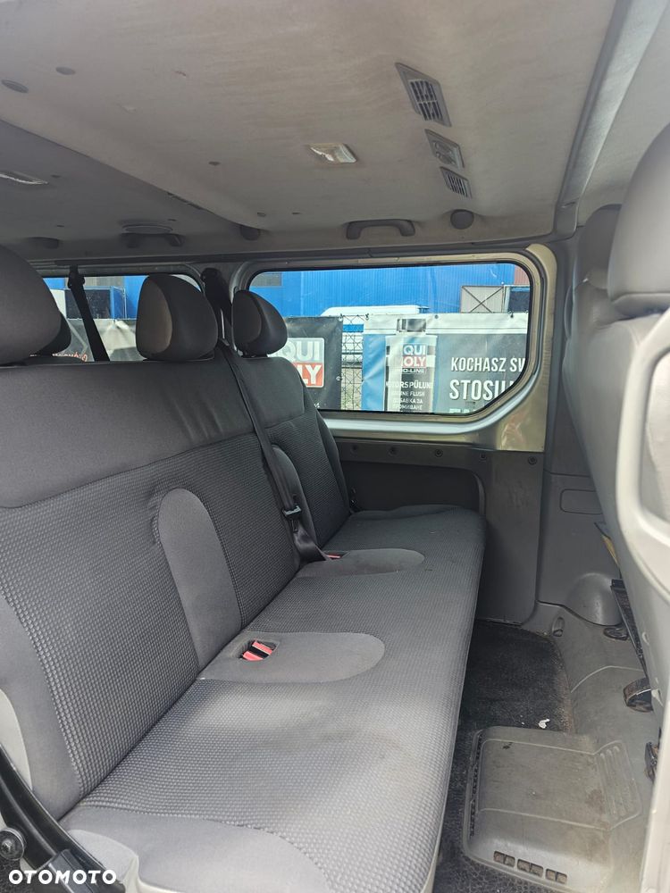 Opel Vivaro L2H1 2.9t - 18