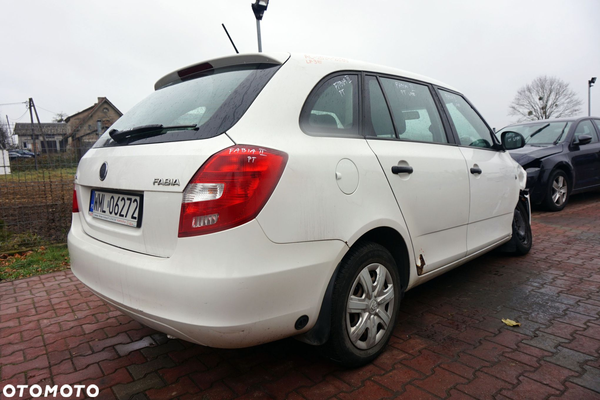 SKODA FABIA II 545 LIFT KOMBI 2013 LF9E 1.2 12V CGPA 70KM LNR BIAŁY na części - 5
