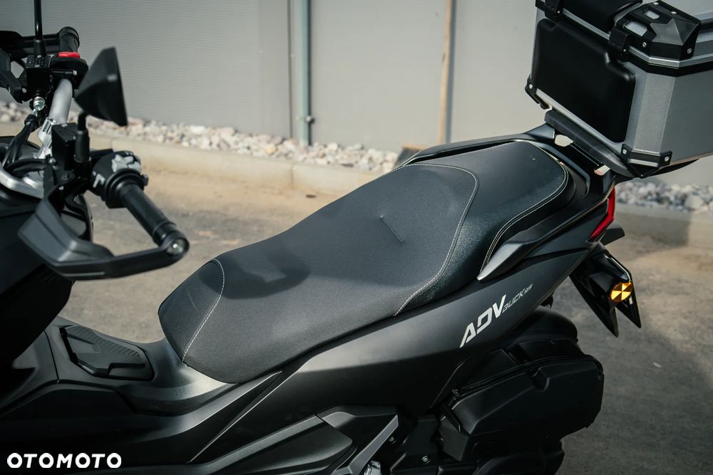 Linhai Scooter - 4
