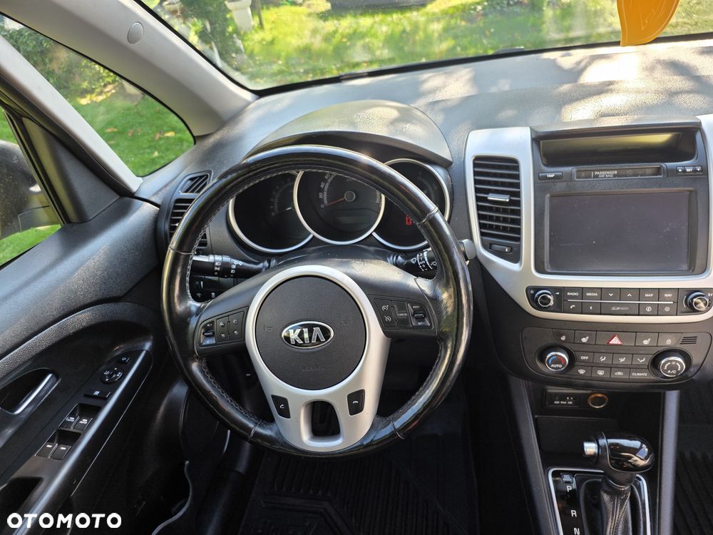 Kia Venga - 7