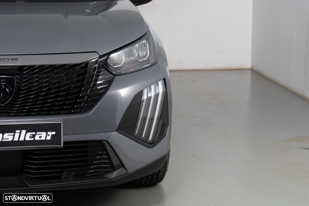 Peugeot 2008 1.2 PureTech Active Pack - 17