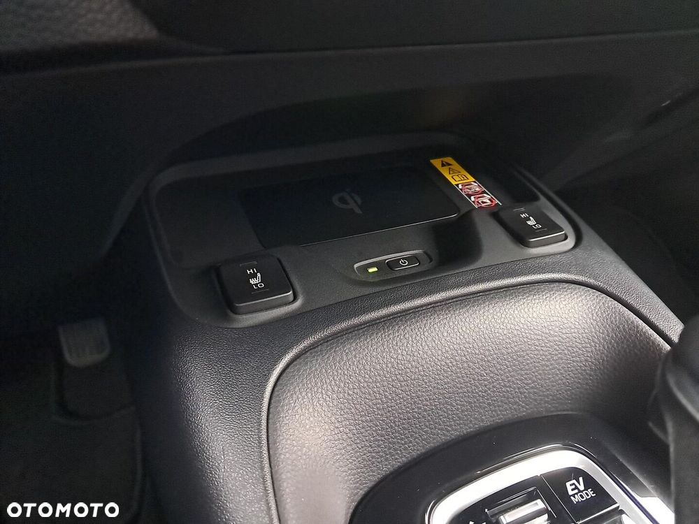 Toyota Corolla 1.8 Hybrid Comfort - 25