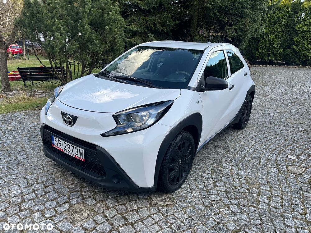 Toyota Aygo X 1.0 VVT-i Active - 1