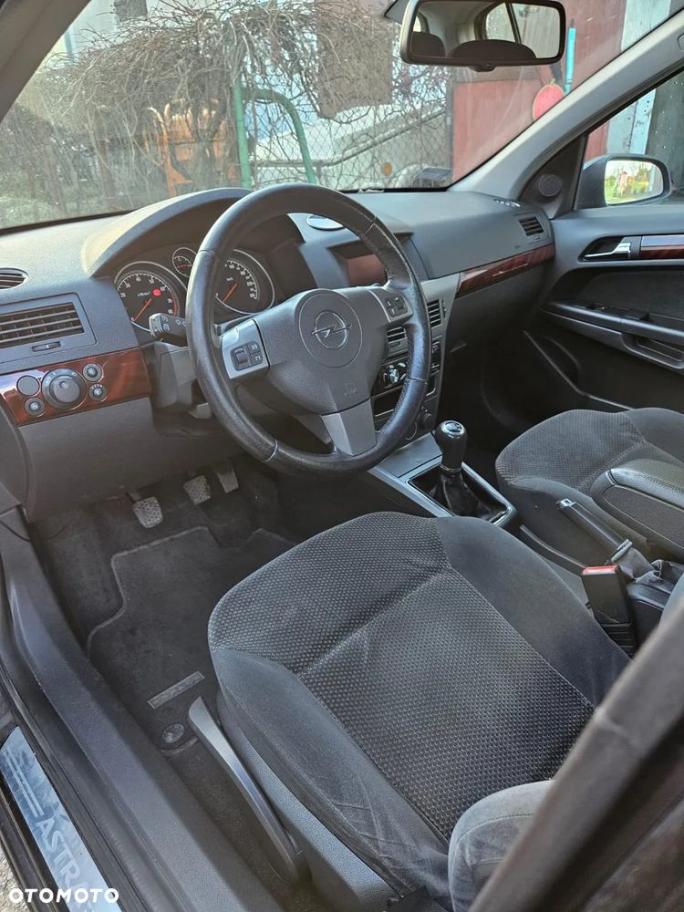 Opel Astra 1.8 Edition Plus - 15