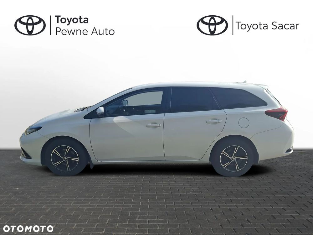 Toyota Auris - 2