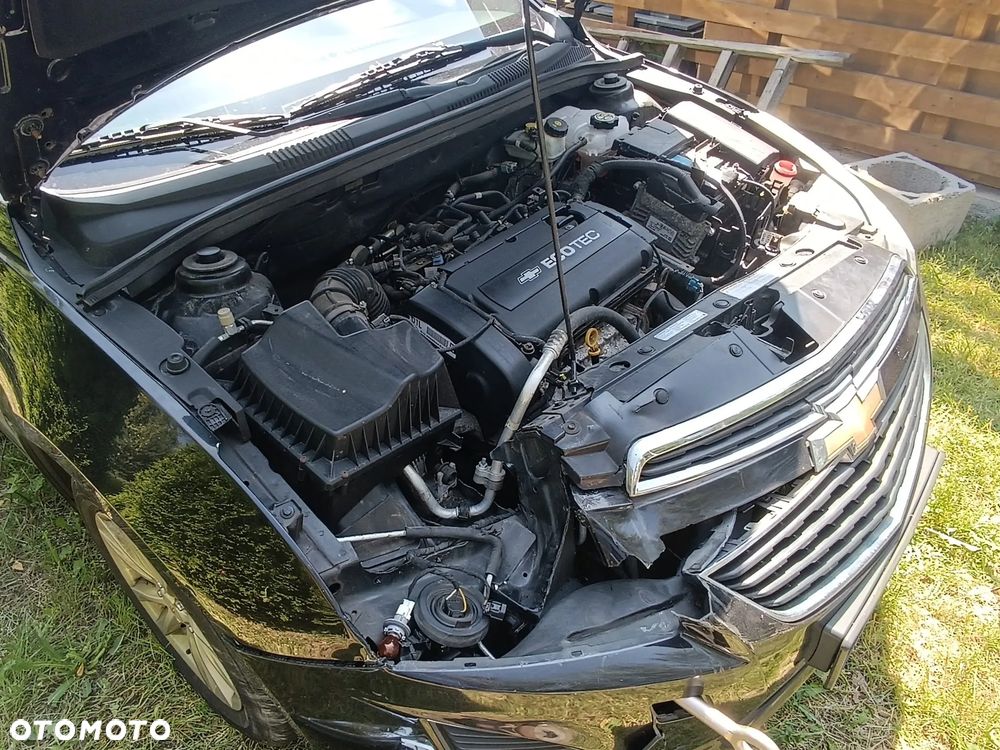 Chevrolet Cruze 1.6 LT - 12