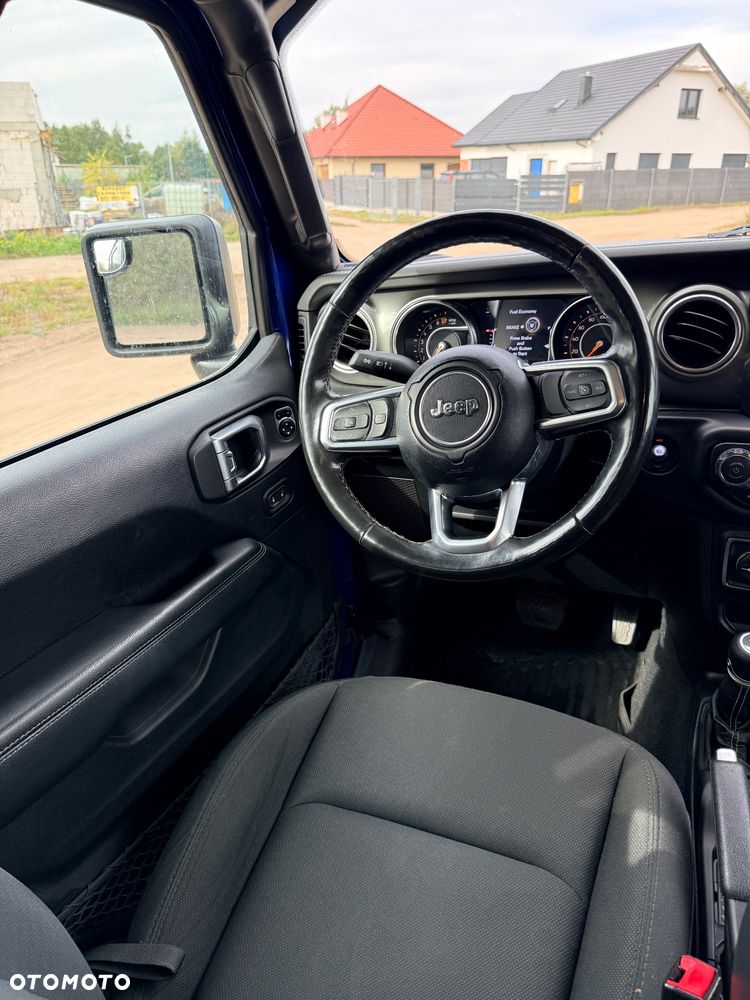 Jeep Wrangler Unlimited 3.6 Automatik Sahara - 16