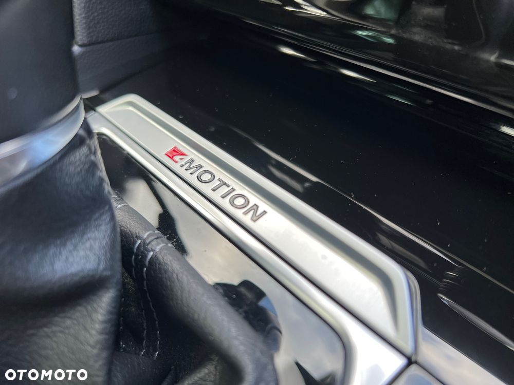 Volkswagen Passat Variant 2.0 TDI SCR 4Motion DSG (BMT) Highline - 19