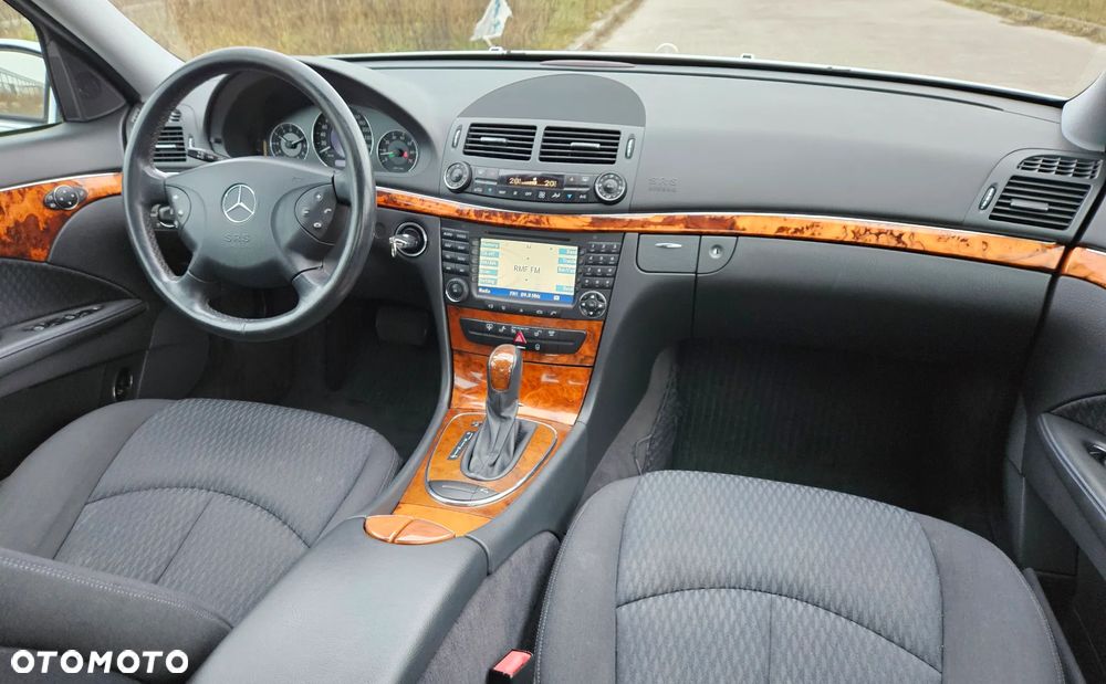 Mercedes-Benz Klasa E - 6