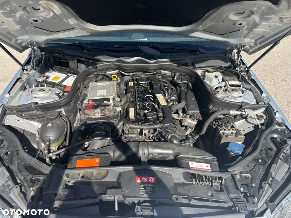 Mercedes-Benz Klasa E 220 CDI 7G-TRONIC Avantgarde - 20