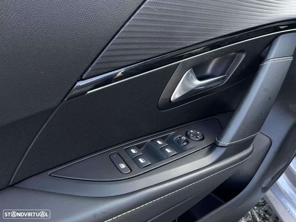 Peugeot e-208 50 kWh GT - 24