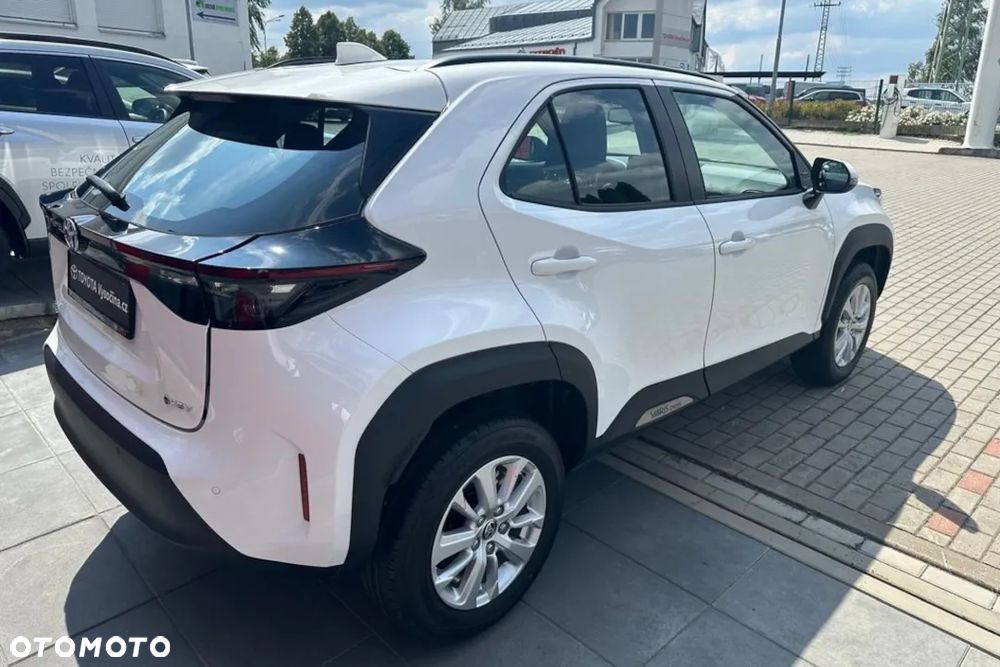 Toyota Yaris Cross Hybrid 1.5 Active - 3