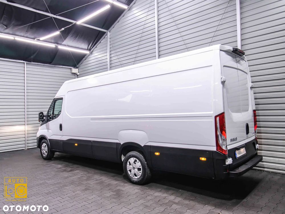 Iveco DAILY 35S18 FURGON LONG - 6