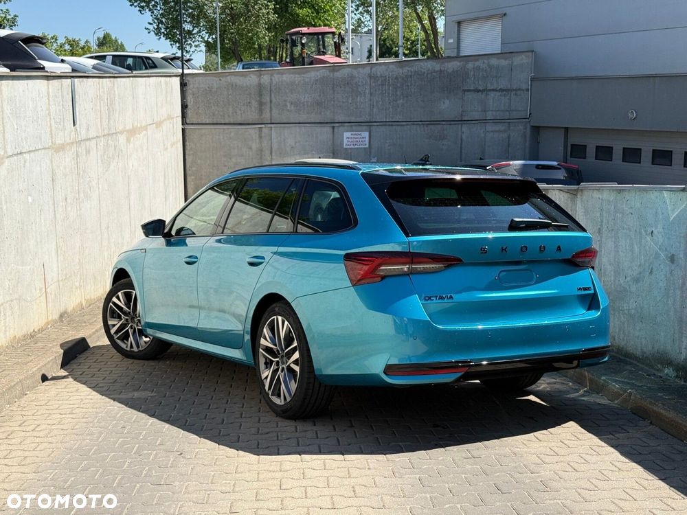 Skoda Octavia 1.5 TSI mHEV Sportline DSG - 8