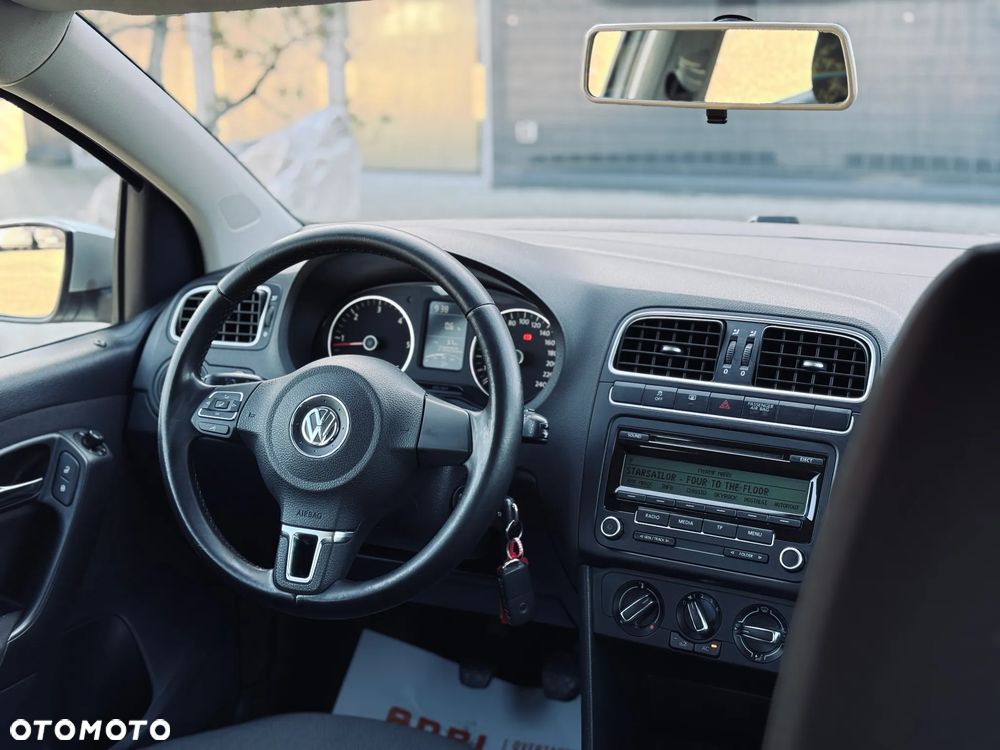Volkswagen Polo 1.6 TDI Highline - 19