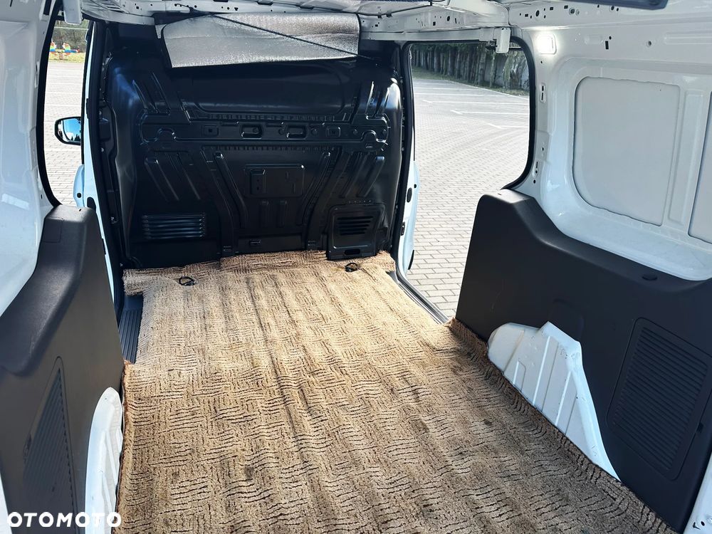 Ford Transit Connect - 31