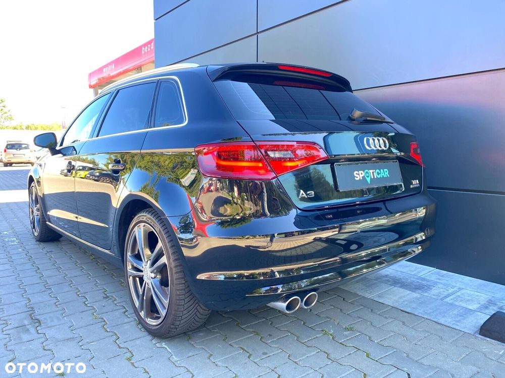 Audi A3 Sportback - 3