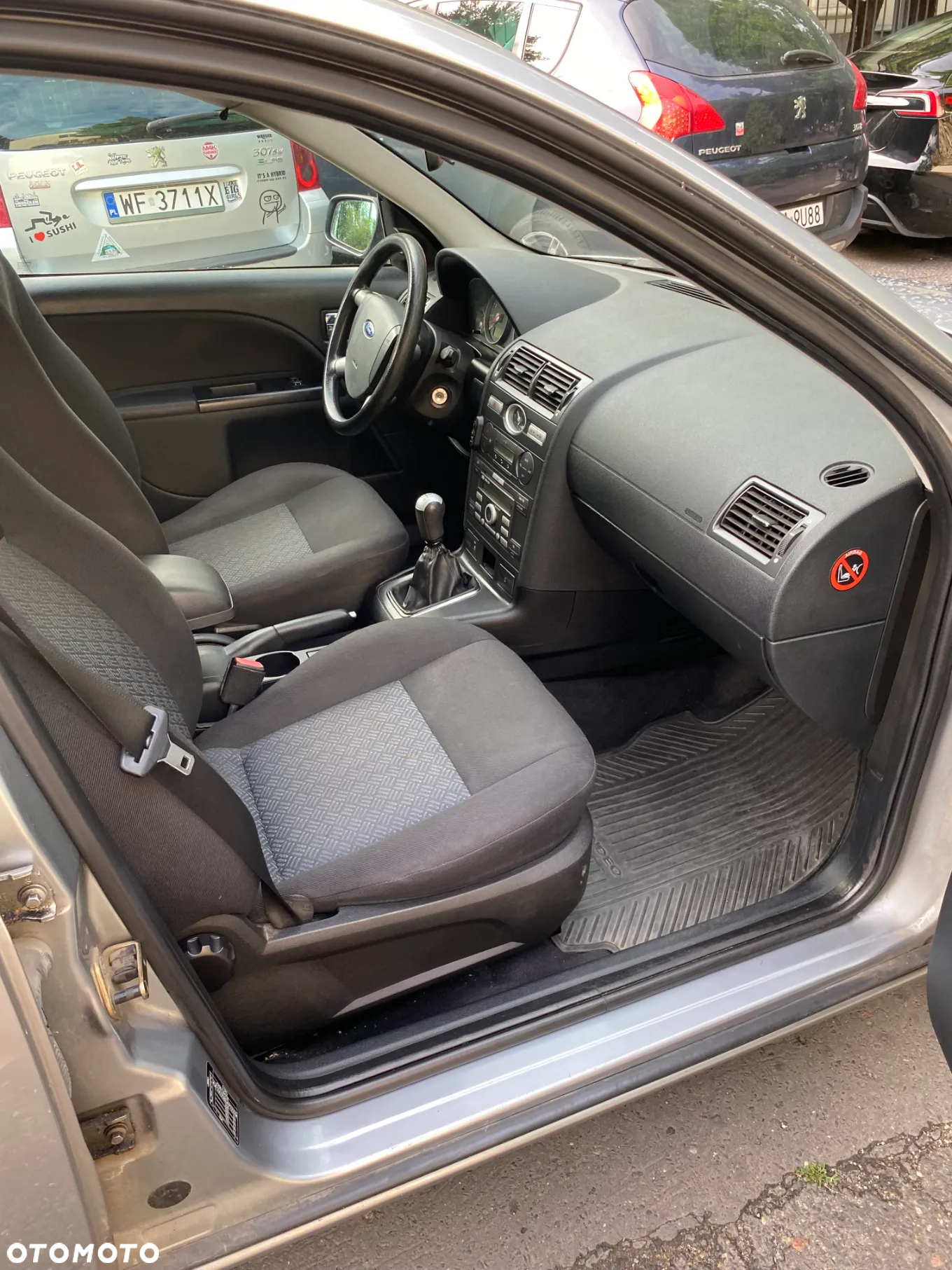 Ford Mondeo 1.8 Ambiente - 13