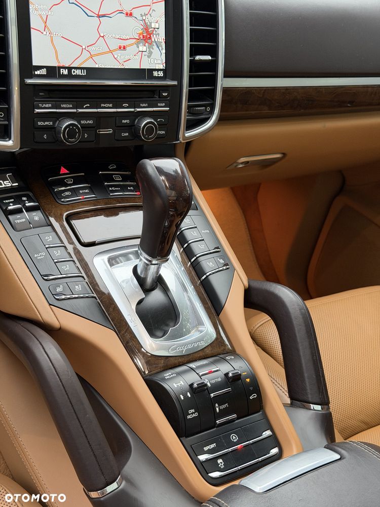 Porsche Cayenne Diesel Platinum Edition - 23