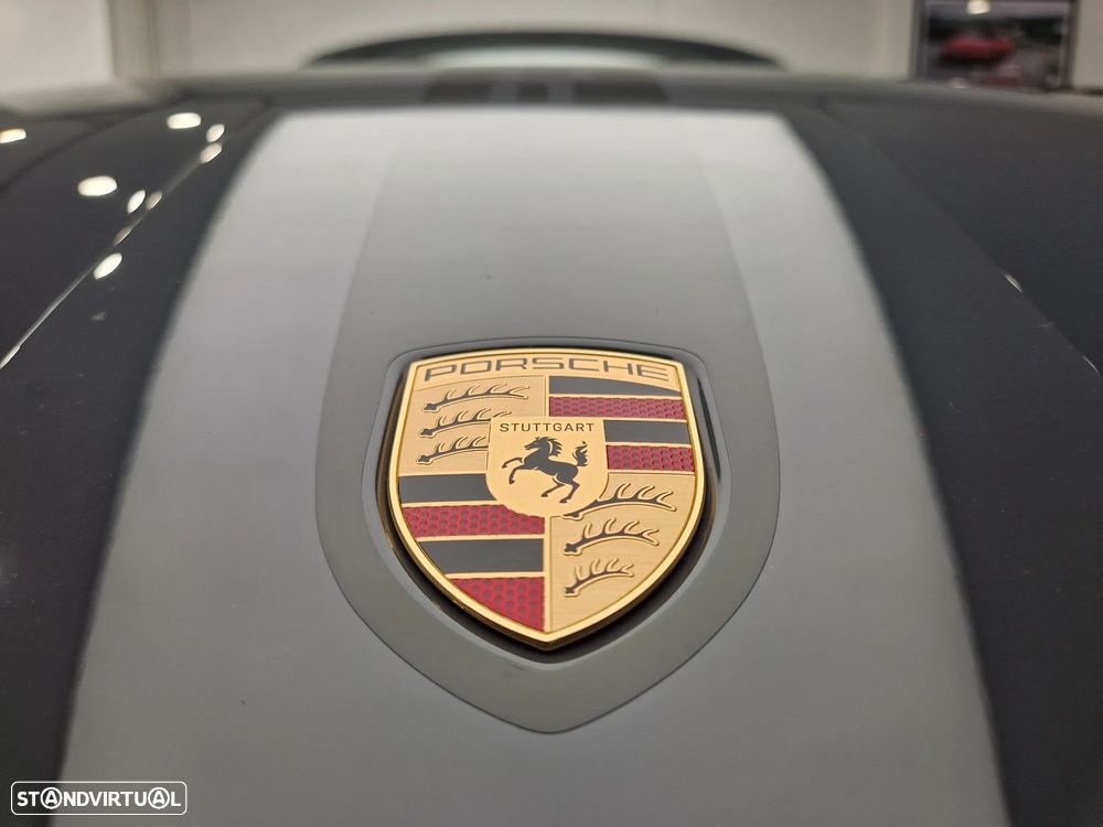 Porsche 911 (992) GT3 PDK - 15