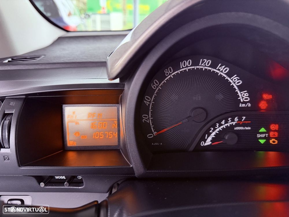 Toyota iQ 1.0 N collection - 31