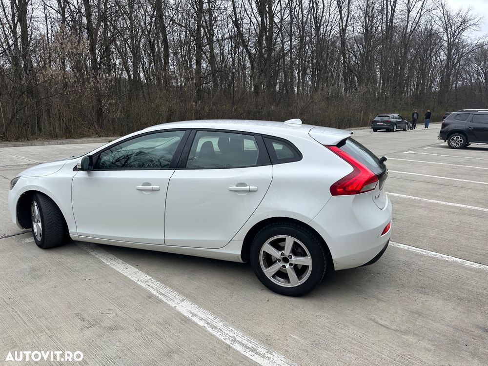 Volvo V40 D2 - 2