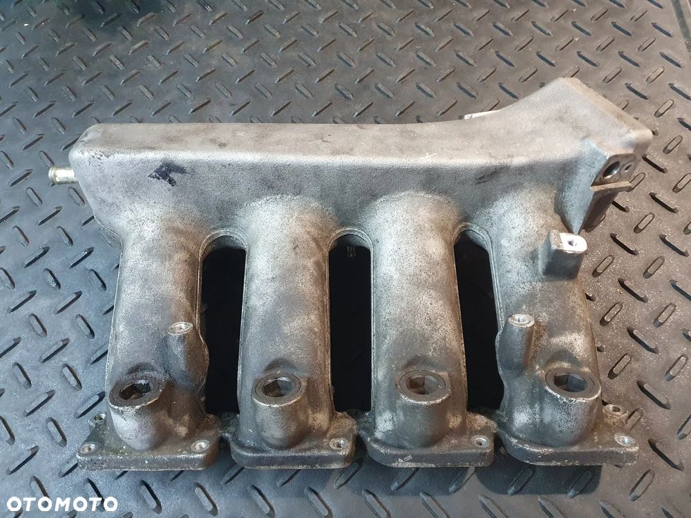 KOLEKTOR SSĄCY AUDI A3 8L 06A133223P 1.8 150KM 96-06 - 1