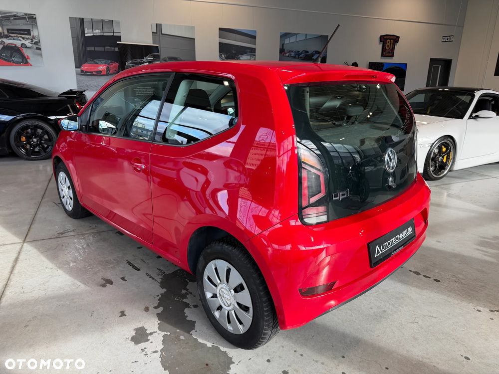 Volkswagen up! BlueMotion Technology colour fortana red - 7