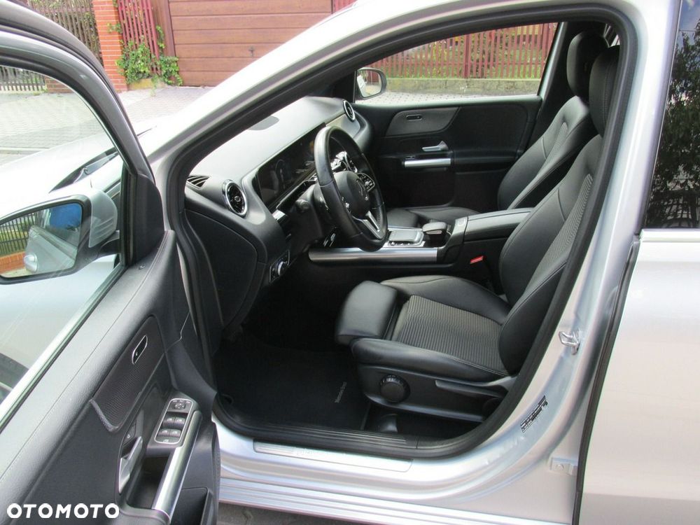 Mercedes-Benz Klasa B 200 d Progressive 8G-DCT - 13