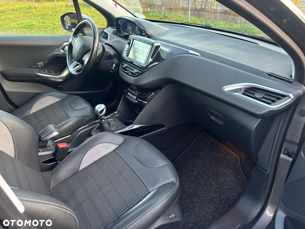 Peugeot 2008 BlueHDi FAP 120 STOP & START Business-Line - 26