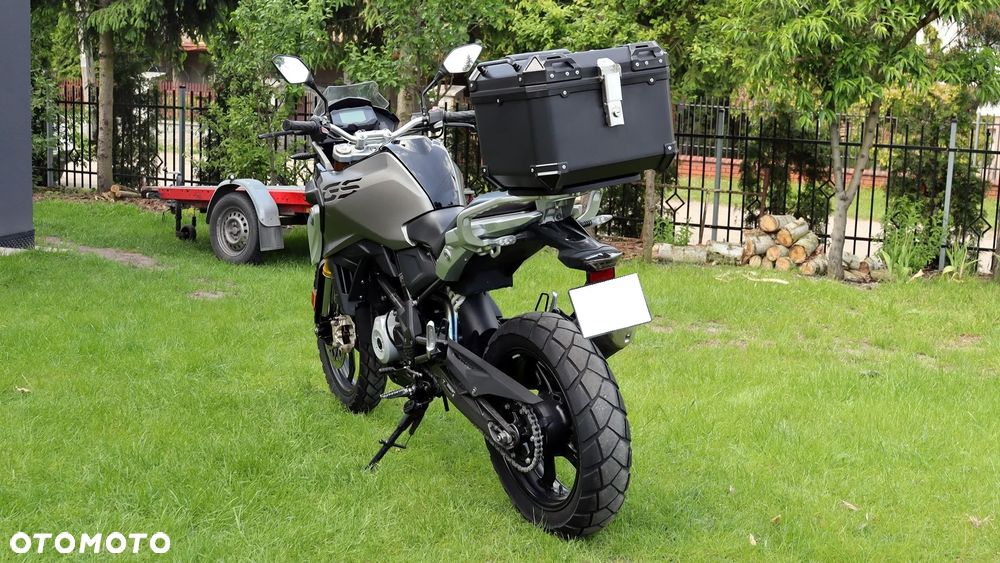 BMW G - 12