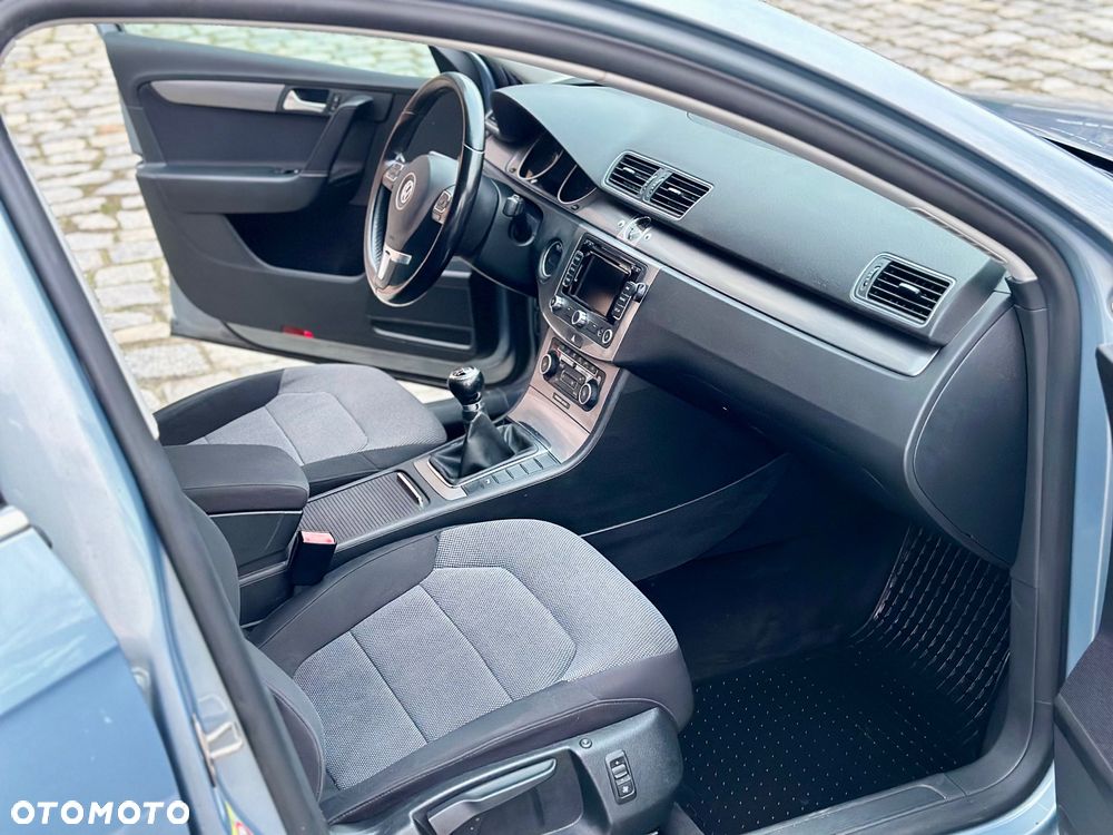 Volkswagen Passat 1.8 TSI Exclusive - 10