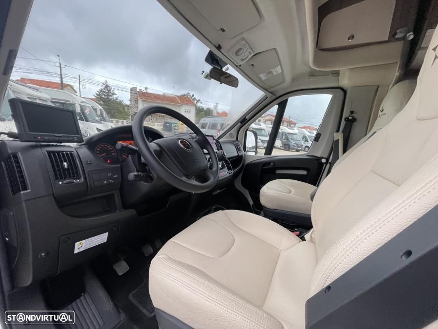 Autostar Passion P 693 LC Lift c.central e basculante - 14