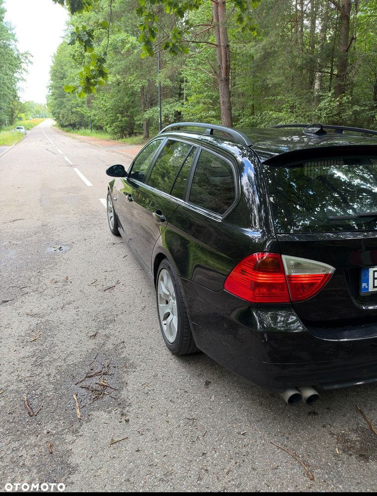 BMW Seria 3 330i - 8
