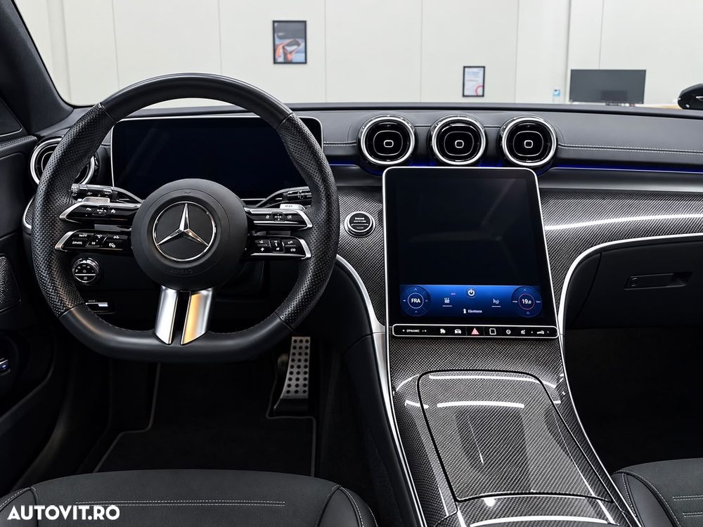 Mercedes-Benz C 300 E 2023 photo 2