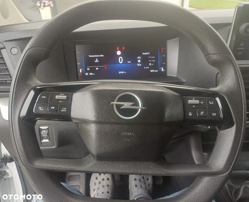 Opel Vivaro - 9